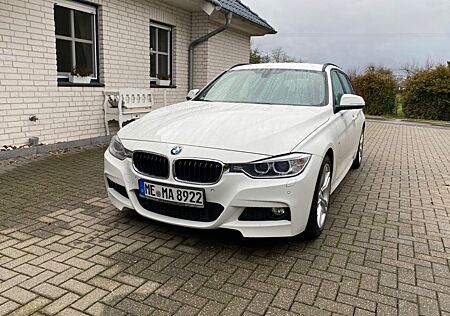 BMW 320d xDrive Touring -