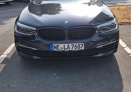 BMW 540i xDrive Touring A -