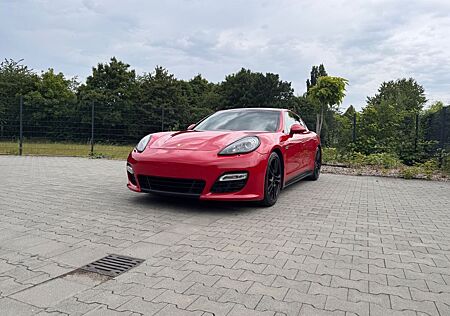 Porsche Panamera GTS PDK *Nur bis Ende August!*