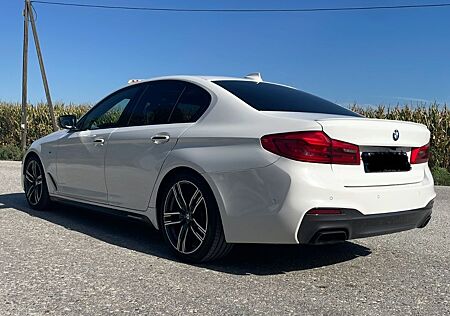 BMW M550i xDrive A, Sportpaket, LED, HeadUp,