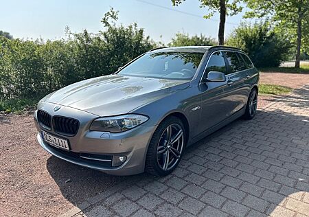 BMW 520d Touring - TÜV Neu / AHK / Bi-Xenon