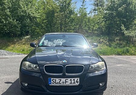 BMW 320i Touring - TÜV NEU BIS 2027