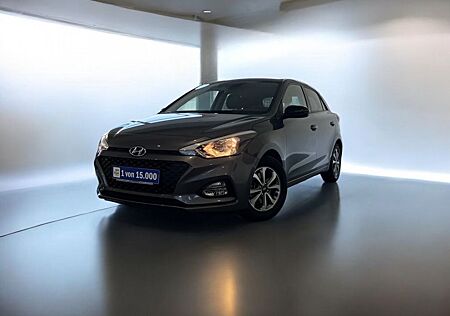 Hyundai i20 1.0 YES! - Carplay/ Kamera/ Sitzh.
