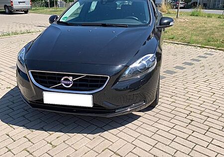 Volvo V40 D2 - Linje You!
