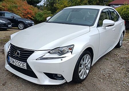 Lexus IS 300 2.5 300h Hybrid