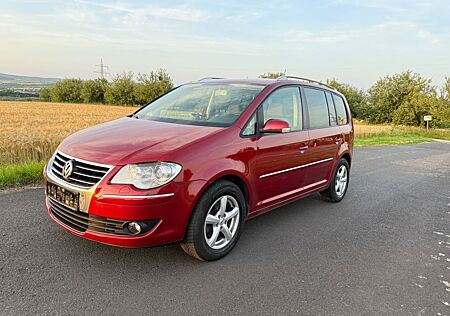 VW Touran Volkswagen Highline.Automatikgetriebe/TÜV,5 Sitze