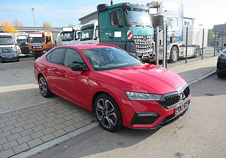 Skoda Octavia RS 1.5 TSI e-TEC DSG Head UP Kamera ACC