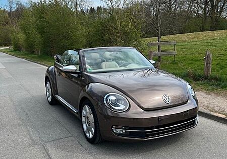 VW Beetle Volkswagen 1.2 TSI DSG 70's Cabriolet 70's