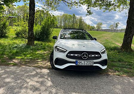 Mercedes-Benz GLA 250 AMG, 4Matic mit Junge Sterne Garantie,