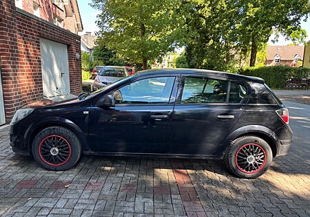 Opel Astra 1.4 sauber gepflegt