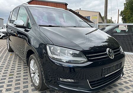 VW Sharan Volkswagen 2.0tdi*7-Sitzer*Ahk*Navi*Temp*Sitzhzg*