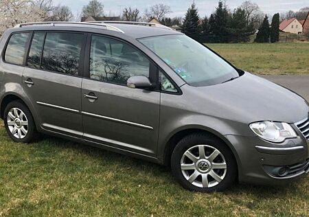 VW Touran Volkswagen 1.4 TSI DSG Trendline Trendline