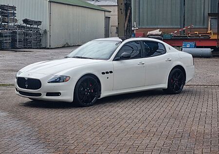 Maserati Quattroporte 4.7 V8 Sport S Automatik Spo...