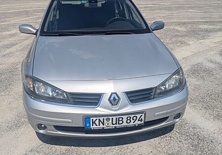 Renault Laguna Grandtour2.0 16V Automatik AHK Unfallfrei