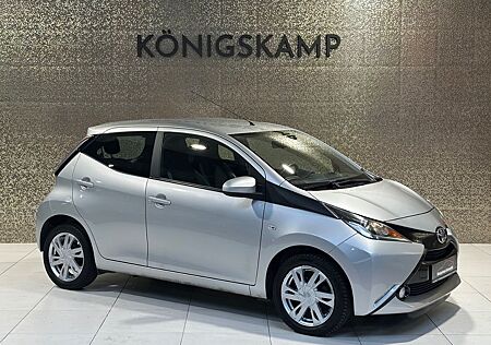 Toyota Aygo (X) Aygo -play touch * KAMERA * TÜV NEU *