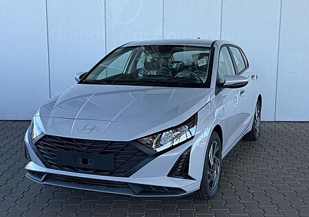 Hyundai i20 Navi Shzg Lkrhzg Kamera Garantie