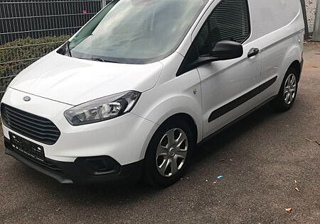 Ford Transit Courier D Euro6 ,Bj2020,100tkm gepfl.