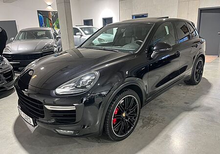 Porsche Cayenne Turbo 4.8 Facelift EURO6 LED SH-gepfl