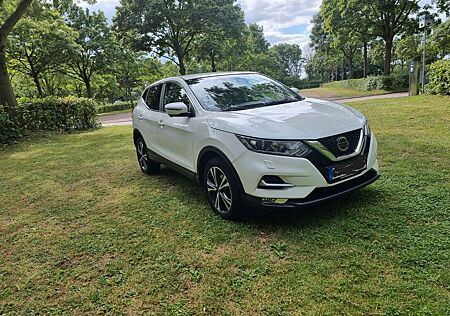 Nissan Qashqai 1.3 DIG-T N-Connecta Navi/Kamera/