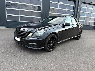 Mercedes-Benz E 63 AMG°PANO°HU 02/28°SHZ°LUFT