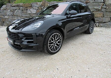 Porsche Macan Sportdesign AHK PANO PASM 21'' BOSE SAGA