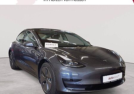 Tesla Model 3 Standard Reichweite Plus