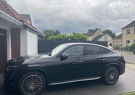 Mercedes-Benz GLC 220 GLC 220d Vollausstattung AMG-Line Premium Plus