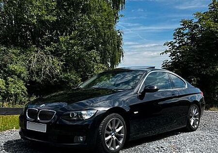 BMW 325i Coupé | N52 | Saphirschwarz-Metallic