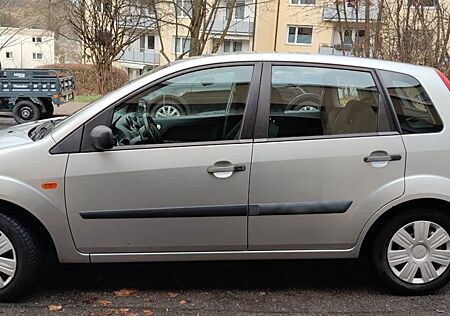 Ford Fiesta 1,4 16V Style Style