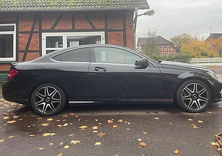 Mercedes-Benz C 250 Sport Coupé Autom. Sport