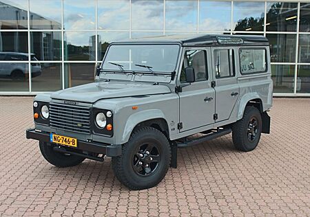 Land Rover Defender 110 Station Wagon 3.5 V8