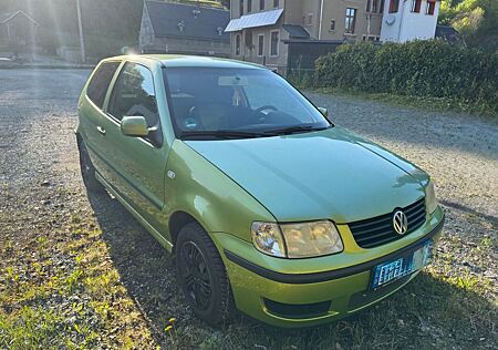 VW Polo Volkswagen 1.4 44kW Basis Basis