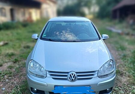 VW Golf Volkswagen 1.9 TDI DPF Tour