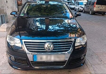 VW Passat Volkswagen 2.0 TDI DPF DSG 125kW Highline Highline