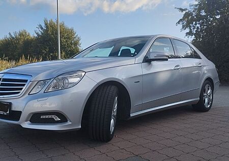 Mercedes-Benz E 200 BlueEFFICIENCY AVANTGARDE AVANTGARDE