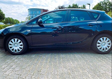 Opel Astra 1.6 85kW