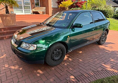 Audi A3 Limo. Klimaautomatik Leder el.Fensterheber