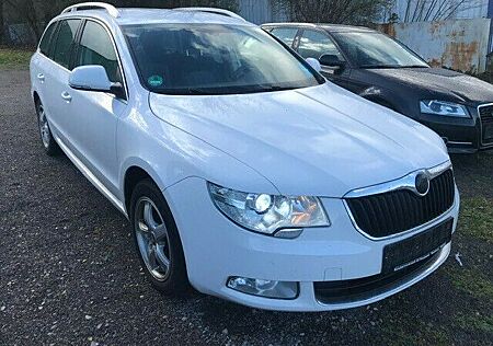 Skoda Superb Combi Ambition