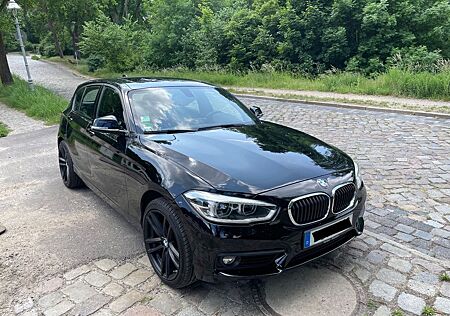 BMW 120i Advantage 5-Türer