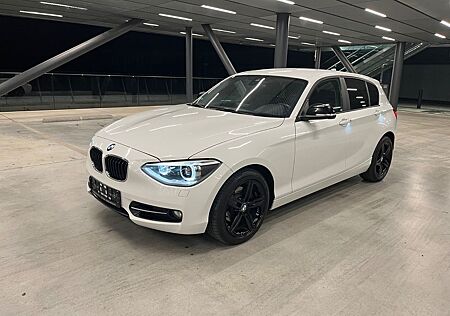 BMW 118i 1er F20 | TÜV neu | Sport Line | Apple