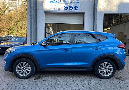 Hyundai Tucson blue Passion 2WD