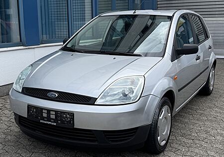 Ford Fiesta 1.4 / TÜV /4 Türer / 2 Hand / Schiebedach