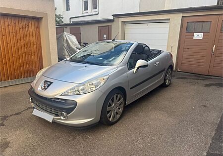 Peugeot 207 CC Sport 150 THP Sport