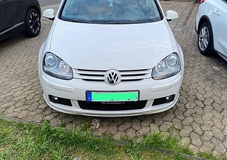 VW Golf Volkswagen 1.4 TSI DSG TÜV bis 02/2027 / 8 Fachbereift