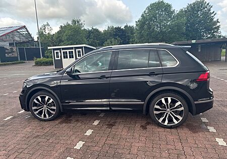 VW Tiguan Volkswagen 2.0 TDI SCR 140kW DSG R-Line, AHK, Leder