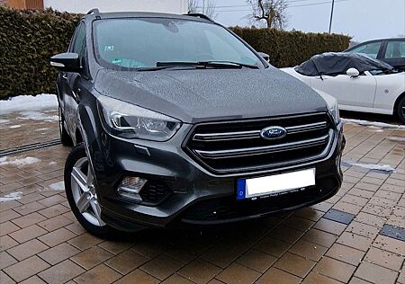 Ford Kuga 2,0 TDCi 4x4 132 kW ST-Line