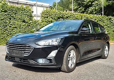 Ford Focus Turnier C&C Automatik LED Sitzhzg Carplay