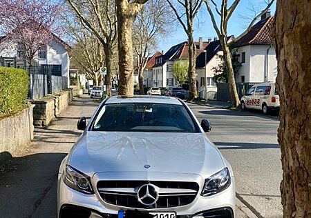 Mercedes-Benz E 200 9G A Scheckheftgepflegt unfallfrei