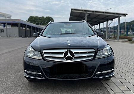 Mercedes-Benz 220 C CDI Avantgard