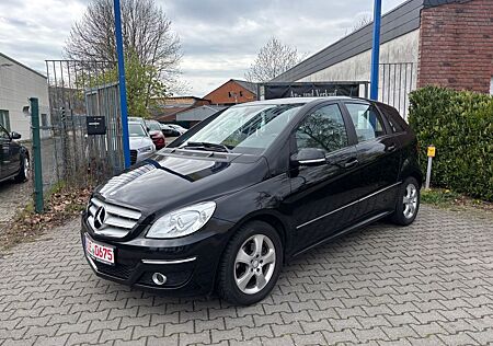 Mercedes-Benz B 200 SHZ NAVI PDC TEMP GARANTIE